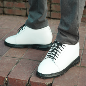 Shoe